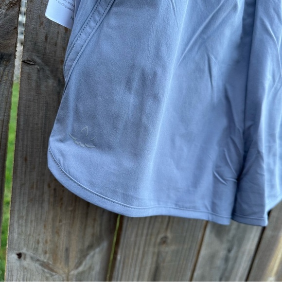 NWT Beyond Yoga Stretch Woven In Stride Lined Short Size XS - Picture 6 of 7